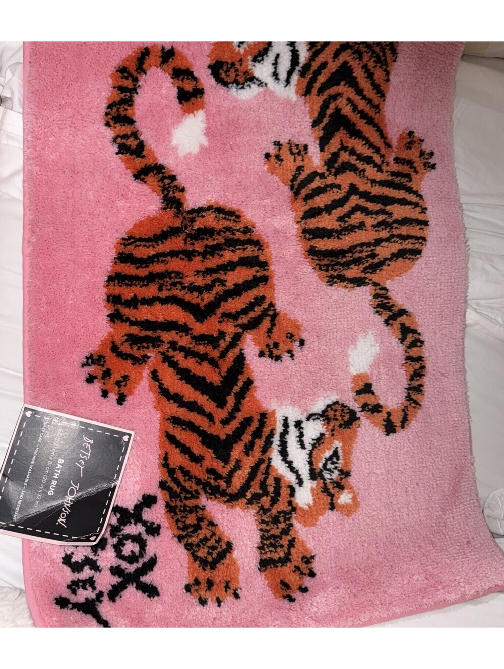 Betsey Johnson Tigers Skid Resistant Bath Rug, 20” x 32”